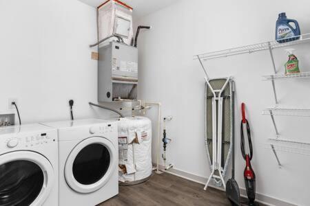 Cozysuites 2bd Bottleworks #2 Apartment